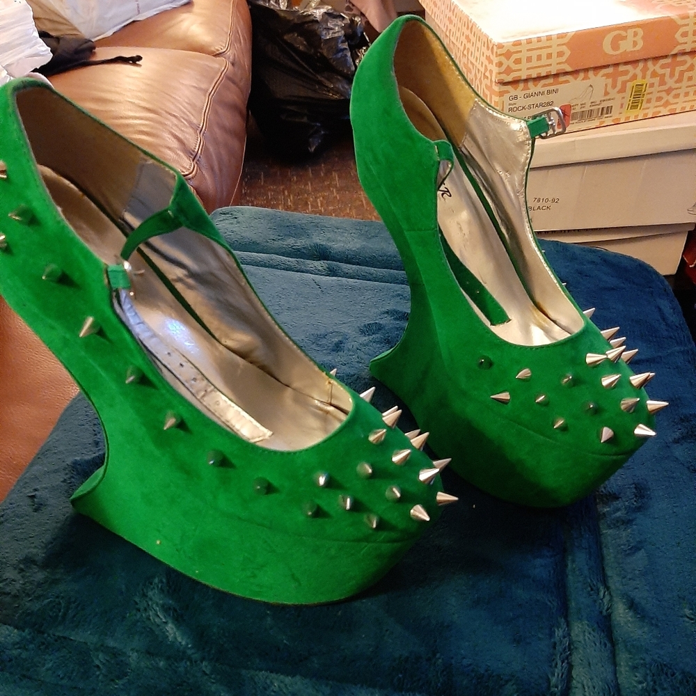 Shoes